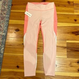 NWT Outdoor Voices Zoom 7/8 Legging - size M